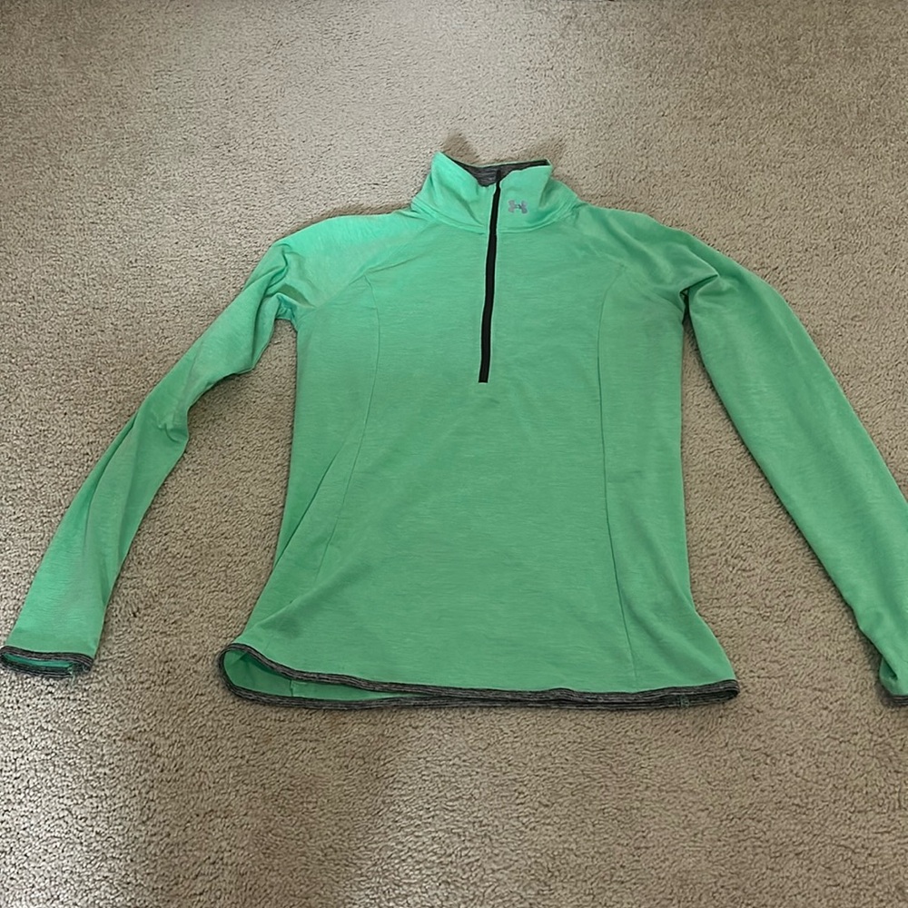 Green under armour pullover women’s s
